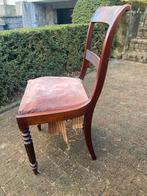 Oude stoel te renoveren, Antiek en Kunst, Antiek | Meubels | Stoelen en Sofa's, Ophalen