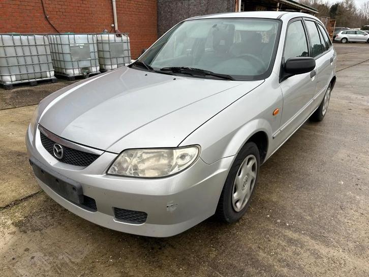 Climatiseur à essence Mazda 323, Autos, Mazda, Entreprise, Achat, Essence, Berline, 5 portes, Boîte manuelle, Argent ou Gris, Gris