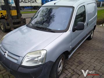 Citroen Berlingo Peugeot partner 2006 Motorkap beschikbaar voor biedingen