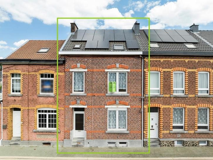 Maison a vendre, Immo, Huizen en Appartementen te koop, Provincie Luik, 200 tot 500 m², Tussenwoning, D