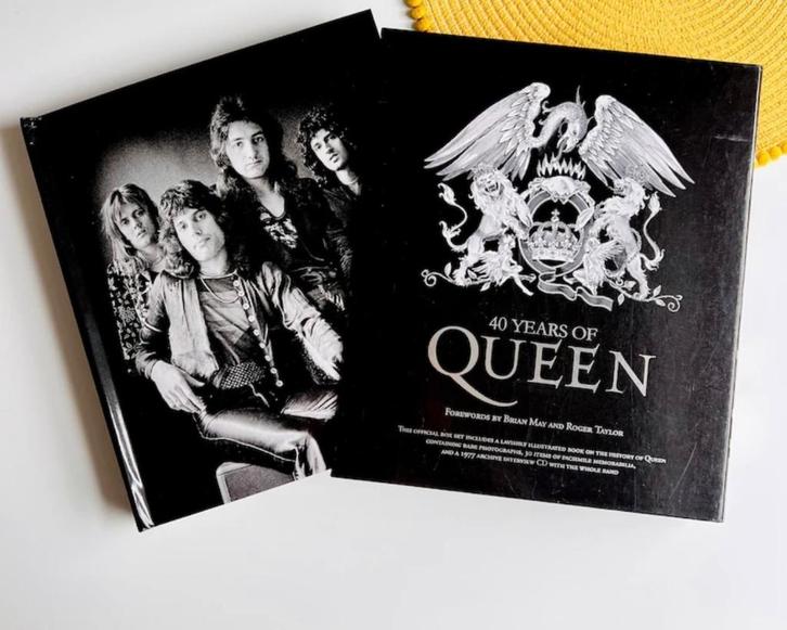 Queen verzamelboek - collectors item, Verzamelen, Complete verzamelingen en Collecties, Ophalen of Verzenden