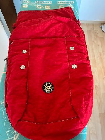 Rode Kipling voetenzak voor wandelwagen/buggy beschikbaar voor biedingen