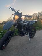 Beta rr 50 2024, Fietsen en Brommers, 6 versnellingen, Zo goed als nieuw, 50 cc, Ophalen