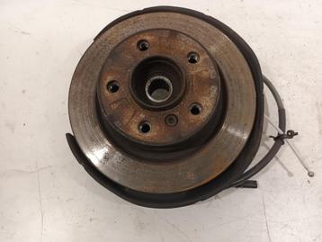 WIELNAAF RECHTS ACHTER BMW 1 serie (F20) (01-2010/06-2019) beschikbaar voor biedingen