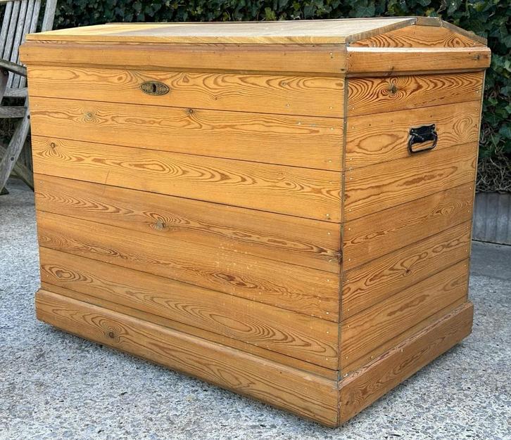 Grote grenen kist in mooie staat, Huis en Inrichting, Woonaccessoires | Kisten, Ophalen