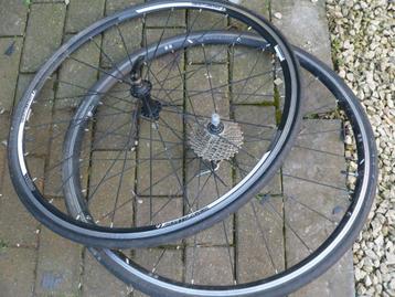 velo roue bontrager beschikbaar voor biedingen