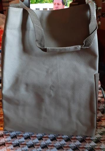 Sac de travail ou de plage femme  beschikbaar voor biedingen