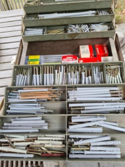 Bevestigingsmiddelen, Doe-het-zelf en Bouw, IJzerwaren en Bevestigingsmiddelen, Ophalen