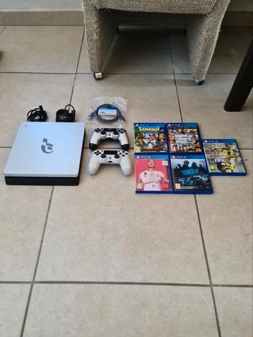 Playstation 4 Slim 1TB | 2 Controllers | 5 Topgames beschikbaar voor biedingen