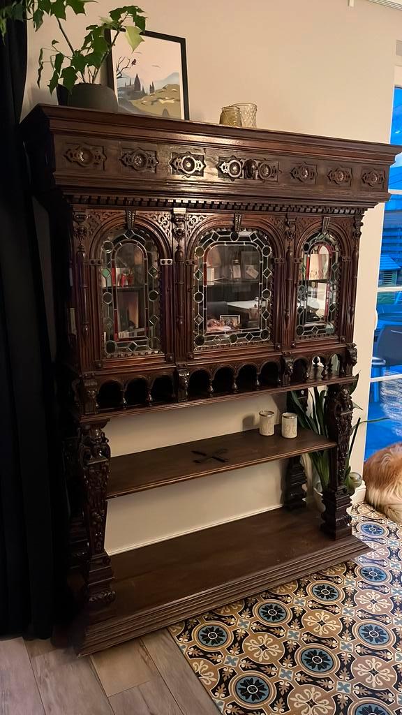 Antieke buffetkast in neo-renaissancestijl periode 1900, Antiek en Kunst, Antiek | Meubels | Kasten, Ophalen