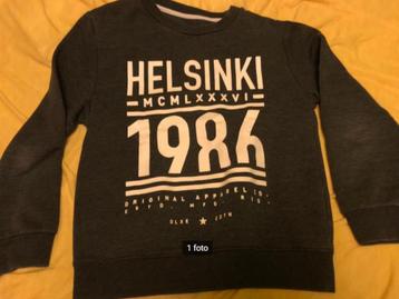 mooie longsleeve Helsinki maat 134 à 140 - 9 à 10 jaar beschikbaar voor biedingen