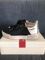 Supercomfortabele en luxe sneakers van Hogl met doos, Zwart, Ophalen of Verzenden, Zo goed als nieuw, Sneakers