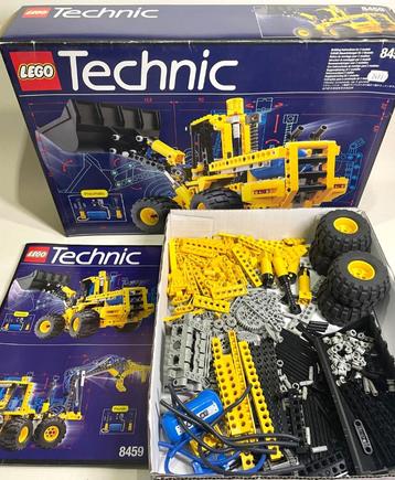 Lego Technic 8459 Pneumatic Front End Loader  + plan + box  beschikbaar voor biedingen