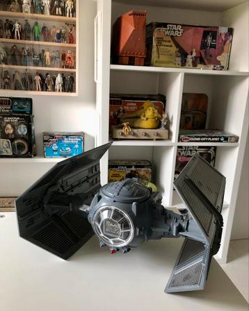 Star wars vintage vader tie fighter, Envoi, Comme neuf