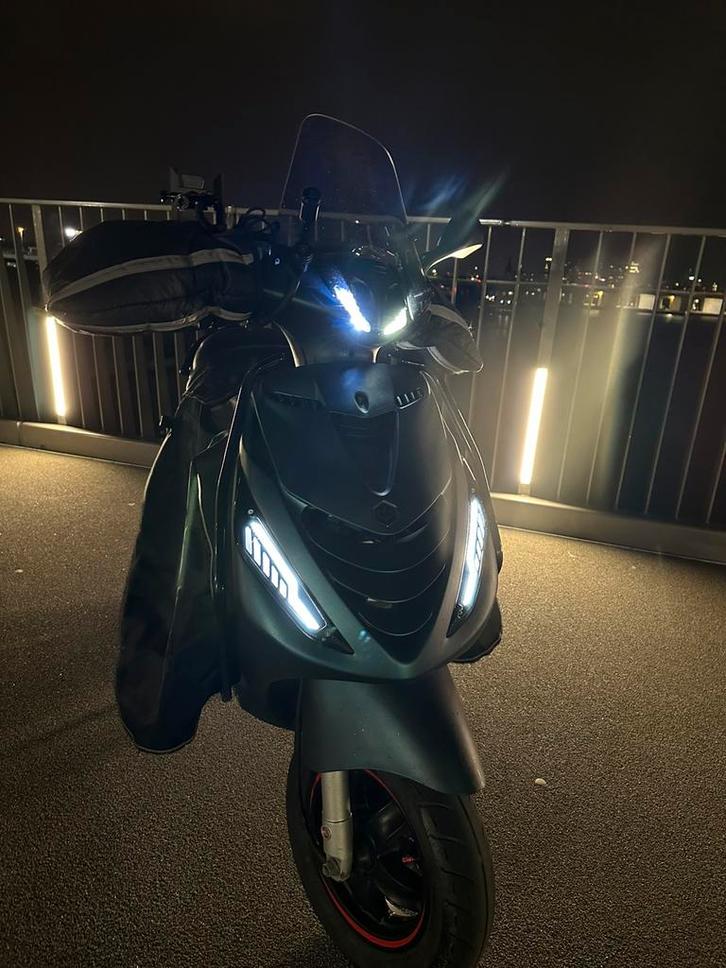 Zip SP IGET full option, Vélos & Vélomoteurs, Scooters | Piaggio, Zip, Enlèvement