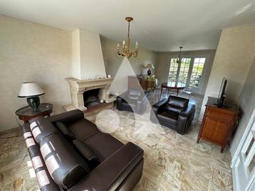 Vrijstaand huis in de buurt van Charleville - Hoge kwaliteit beschikbaar voor biedingen