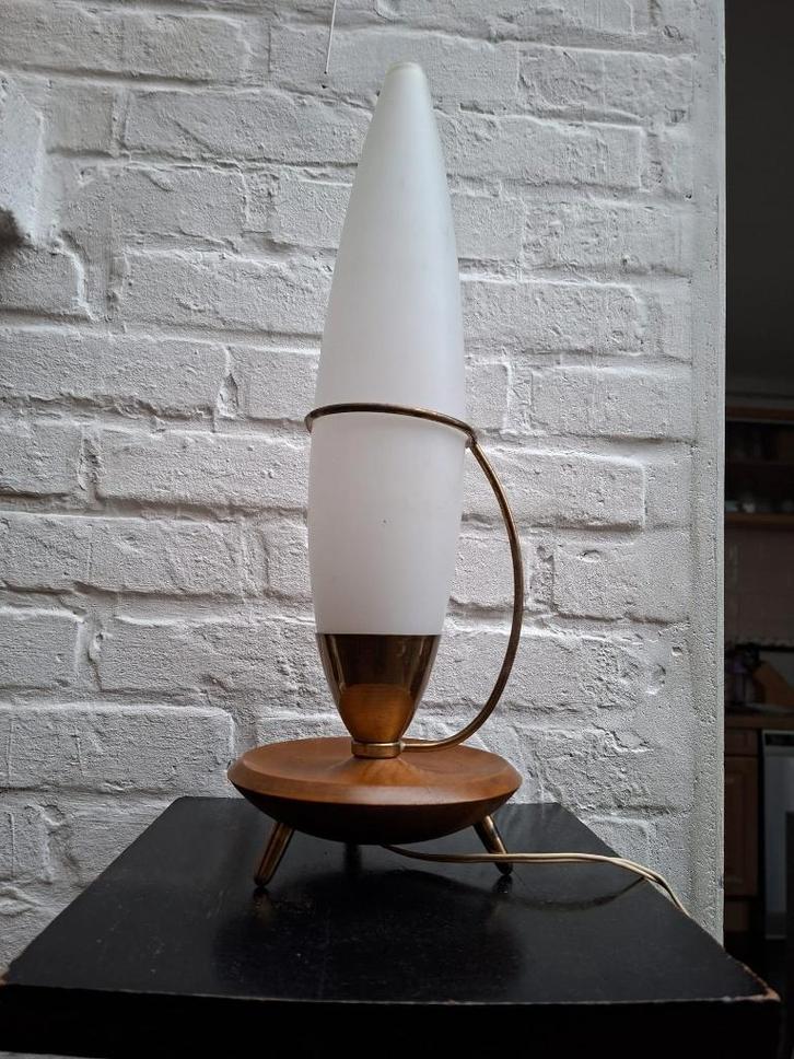 Lampe table tripode Philips, opaline/teck, milieu du siècle, Maison & Meubles, Lampes | Lampes de table, Utilisé, Moins de 50 cm