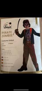 Costume holloween pirate zombie 10-12 ans, Vêtements | Femmes, Costumes de carnaval & Vêtements de fête, Enlèvement, Comme neuf