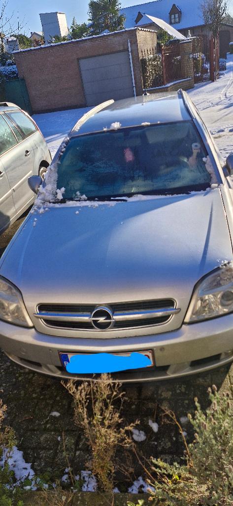 auto, Autos, Opel, Particulier, Vectra, Airbags, Vitres électriques, Sièges chauffants, Attache-remorque, Diesel, Break, 5 portes