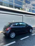 Peugeot 208 Benzine 2012 97000 km, Voorwielaandrijving, Euro 5, Zwart, Particulier