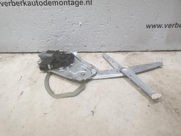 RAAMMECHANIEK ELEK RECHTS VOOR Opel Omega B (25 / 26 / 27) beschikbaar voor biedingen