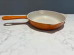 Le Creuset skillet 16 cm in goede staat, Huis en Inrichting, Gebruikt, Gietijzer, Ophalen of Verzenden, Keramische plaat