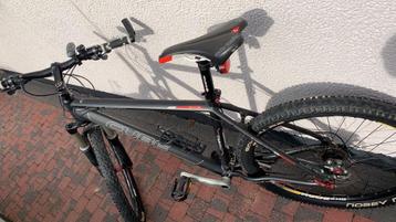 MTB Mountainbike CUBE LTD Race beschikbaar voor biedingen