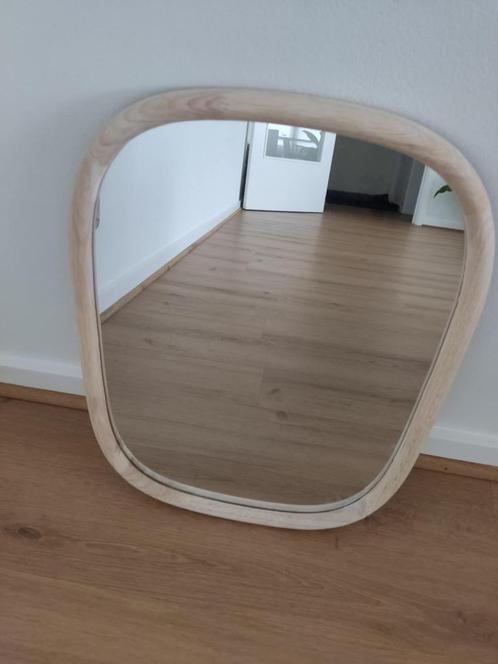 Ovale spiegel van massief grenenhout, Huis en Inrichting, Woonaccessoires | Spiegels, Nieuw, Minder dan 50 cm, Minder dan 100 cm
