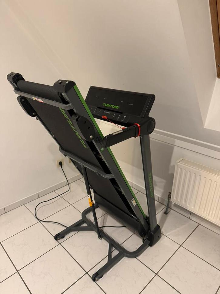Loopband TUNTURI T25, Sport en Fitness, Fitnessapparatuur, Zo goed als nieuw, Loopband, Armen, Benen, Borst, Buik, Rug, Ophalen