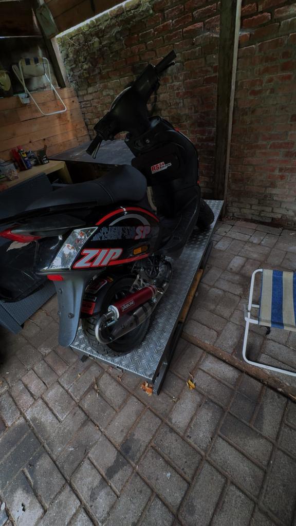 Zip h2O b klasse, Fietsen en Brommers, Snorfietsen en Snorscooters, Zo goed als nieuw, Ophalen