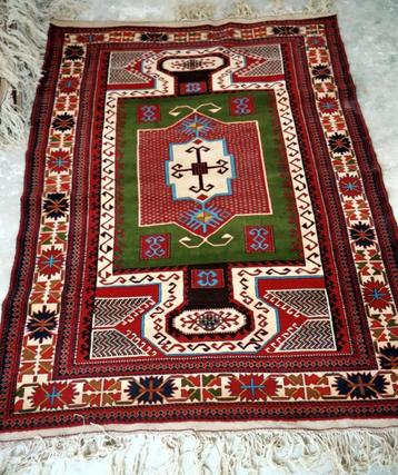 Echte handgeknoopte Afghaanse tapijten