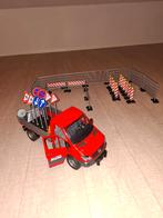 Bruder Mercedes-Benz sprinter met laadplatform, Enlèvement