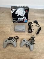PlayStation Classic, Games en Spelcomputers, Spelcomputers | Sony PlayStation 1, Ophalen of Verzenden, Zo goed als nieuw, Met 2 controllers