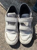 Adidas schoenen maat 34, Ophalen, Zo goed als nieuw, Schoenen