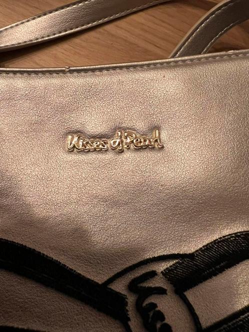 Handtas kissed od pearl, Handtassen en Accessoires, Tassen | Damestassen, Zo goed als nieuw, Handtas, Grijs, Ophalen of Verzenden