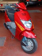 Honda LEAD 100cc BJ 2005  KM  27686 In perfecte staat, 100 cm³, Comme neuf, Classe B (45 km/h), Enlèvement