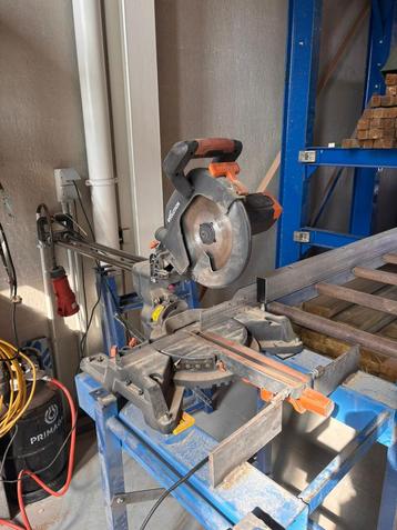 Afkortzaag beschikbaar voor biedingen