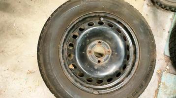 Winterbanden 195/65R15 beschikbaar voor biedingen