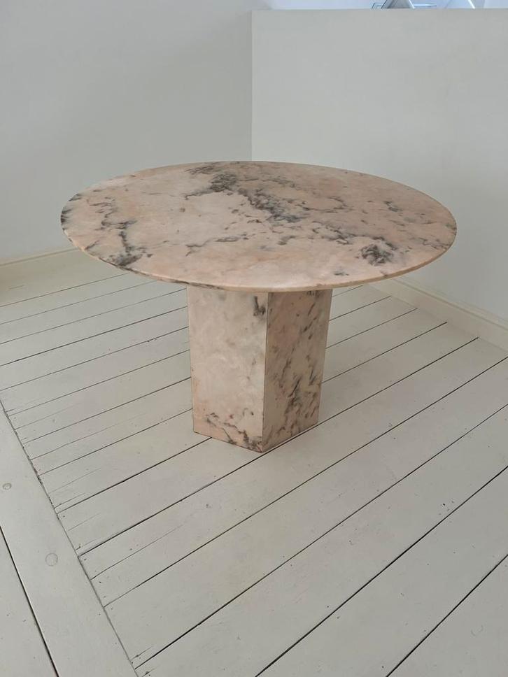 Ronde tafel marmer, Huis en Inrichting, Woonaccessoires | Etagères, Zo goed als nieuw, Ophalen