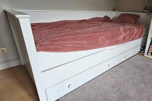 Lit, Huis en Inrichting, Slaapkamer | Bedden, Zo goed als nieuw, Ophalen