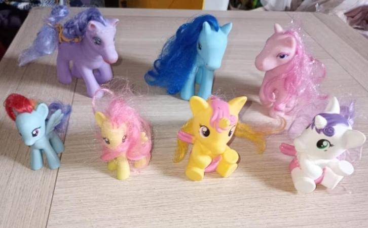 9 verschillende pony's , 1-3€/stuk, Enfants & Bébés, Jouets | My Little Pony, Utilisé, Enlèvement ou Envoi