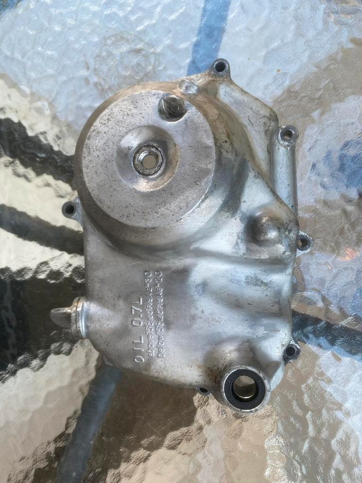 Honda c50 carter deksel half automaat, Fietsen en Brommers, Brommeronderdelen | Algemeen, Ophalen
