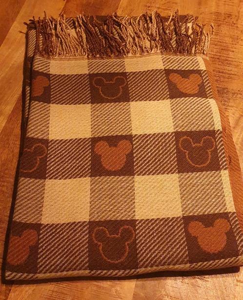 Disney sjaal Mickey Mouse bruin, Verzamelen, Disney, Nieuw, Kleding of Textiel, Mickey Mouse, Ophalen of Verzenden