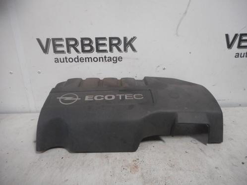 AFDEKPLAAT MOTOR Opel Corsa C (F08 / 68) (55559813), Auto-onderdelen, Motor en Toebehoren, Opel, Gebruikt
