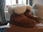 Originele Ugg enkellaarzen maat 37, Ophalen, Bruin, Lage of Enkellaarzen, Zo goed als nieuw