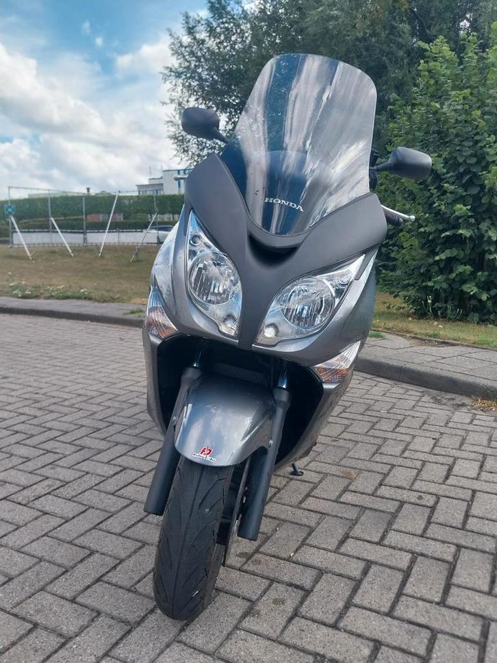 Honda silverwing 400cc, Motoren, Motoren | Honda, Particulier, Scooter, 12 t/m 35 kW, 2 cilinders, Minimaal motorrijbewijs A2