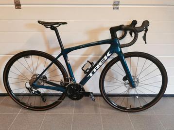 Vélo route Trek 2025 beschikbaar voor biedingen