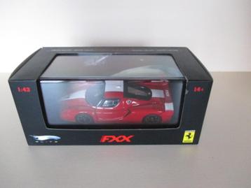 HotWheels Elite - Trois fois la Ferrari FXX à l'échelle 1:43 disponible aux enchères