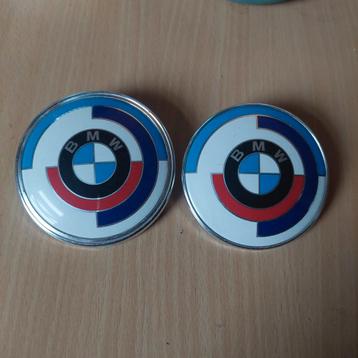 BMW E30 50 jaar M-insignes beschikbaar voor biedingen