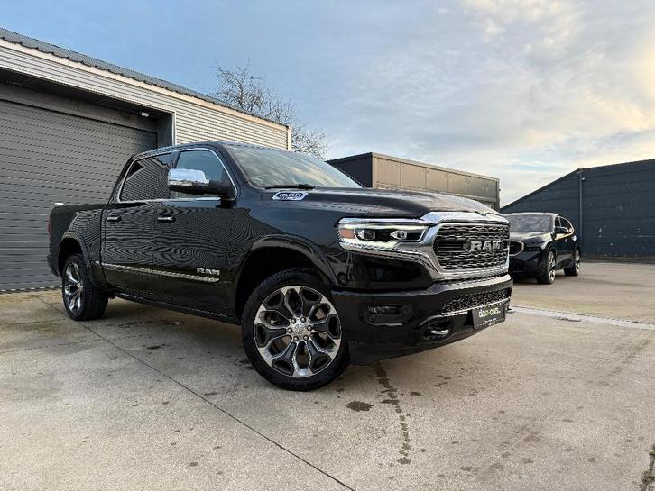 RAM 1500 5.7 V8 / LIMITED / PANO / LUCHTV / SPORTUITLAAT, Autos, Dodge, Entreprise, Achat, RAM 1500, Caméra 360°, 4x4, ABS, Caméra de recul